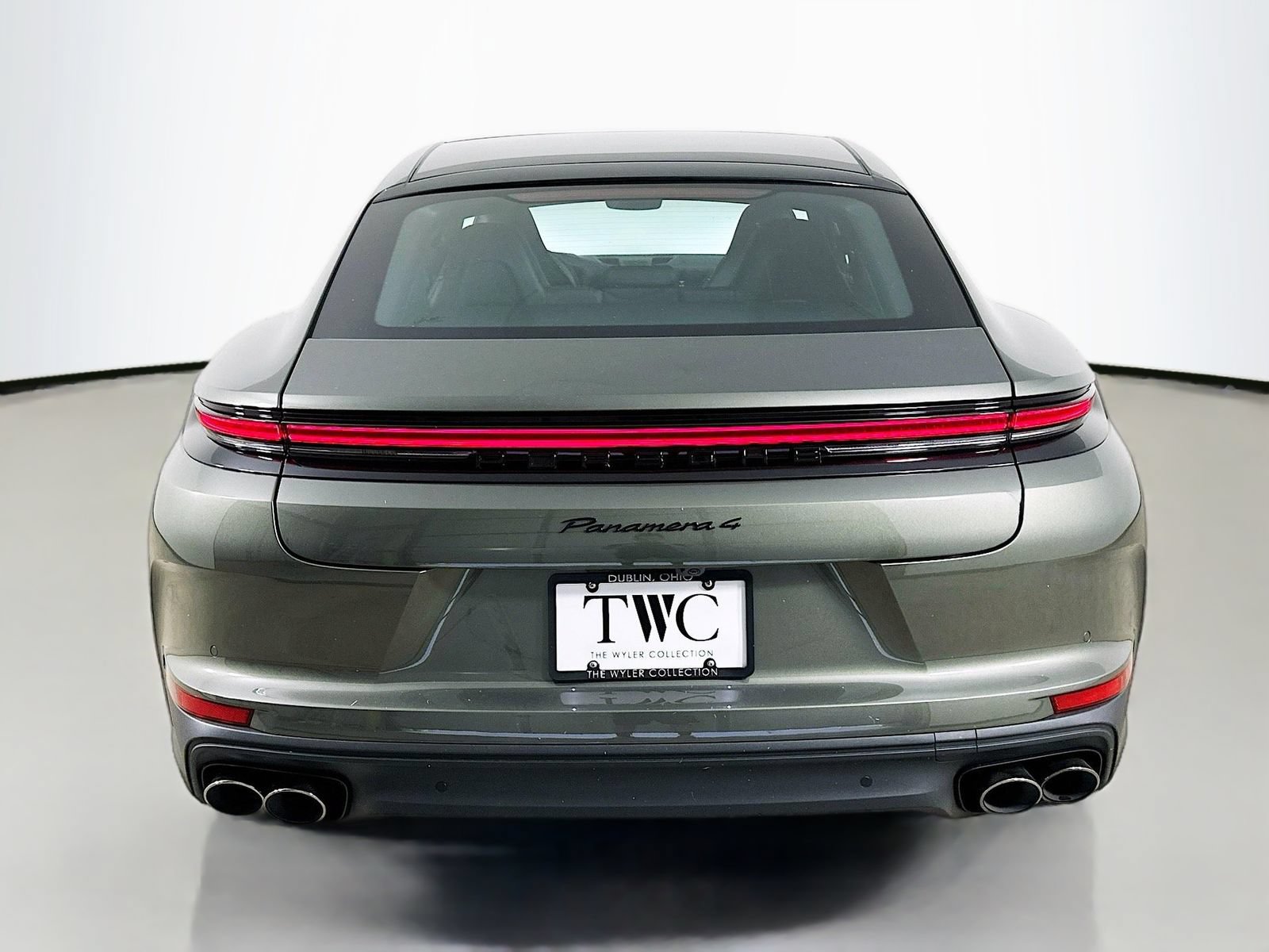 New 2026 Porsche Panamera 4 AWD/4WD image 6