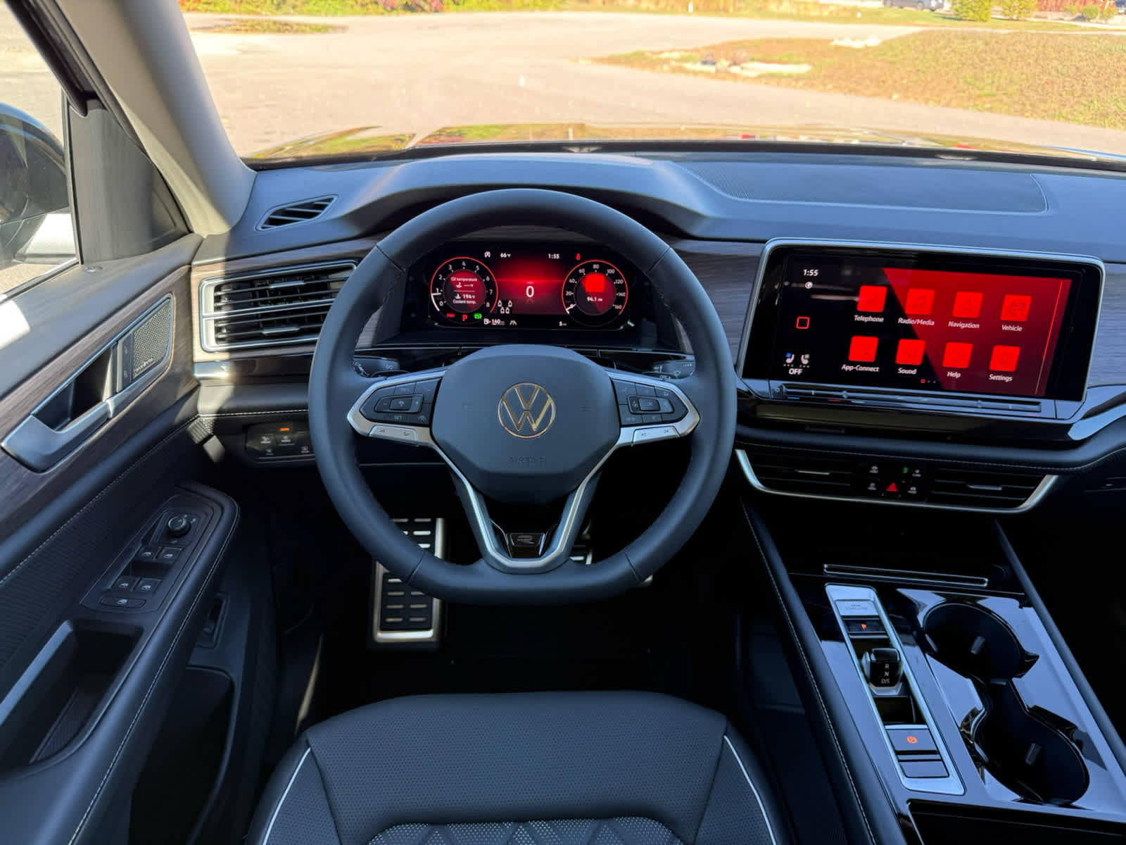 New 2026 Volkswagen Atlas SEL Premium R-Line image 18