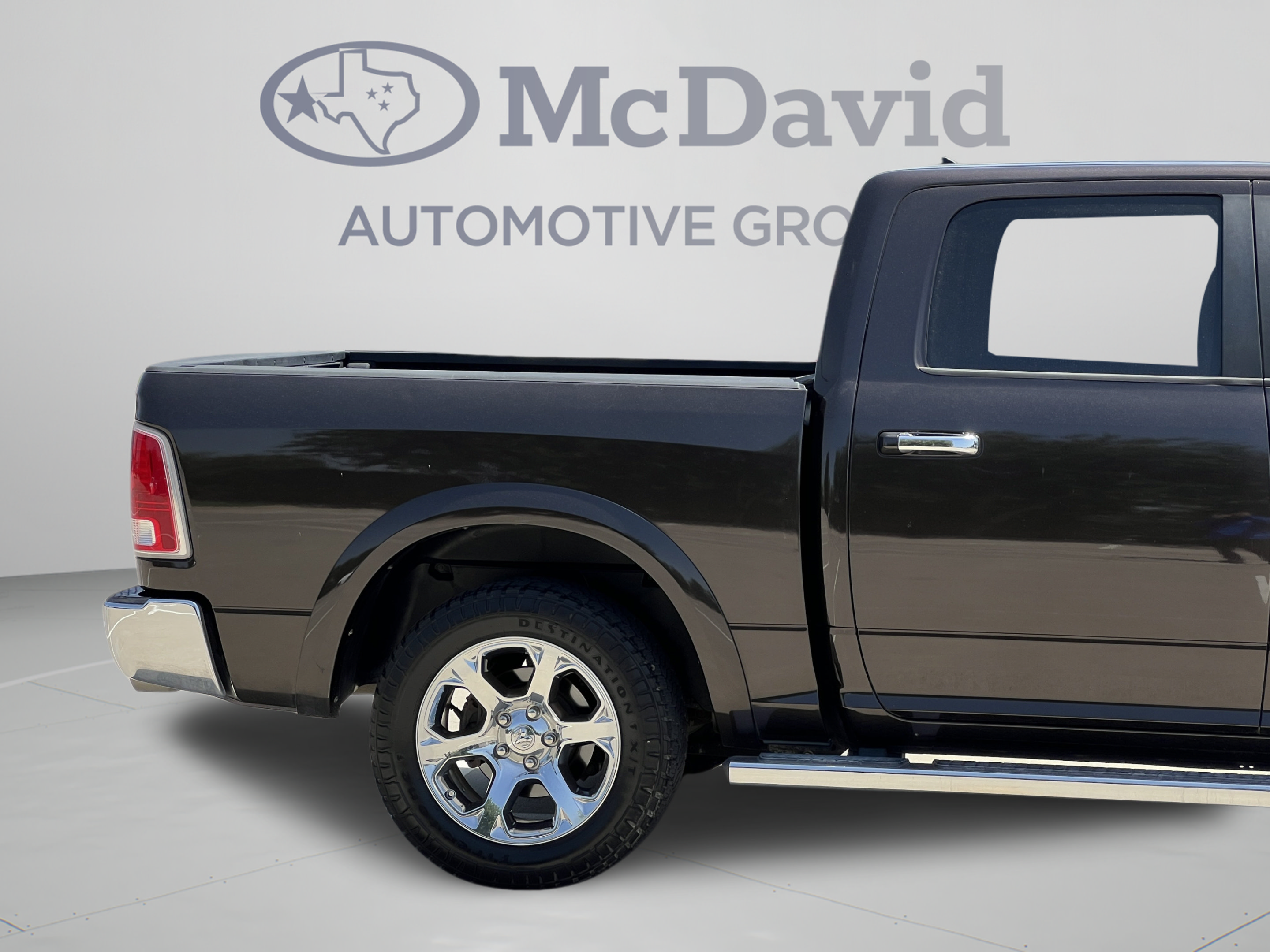 Used 2016 RAM 1500 Laramie w/ Convenience Group RWD image 28