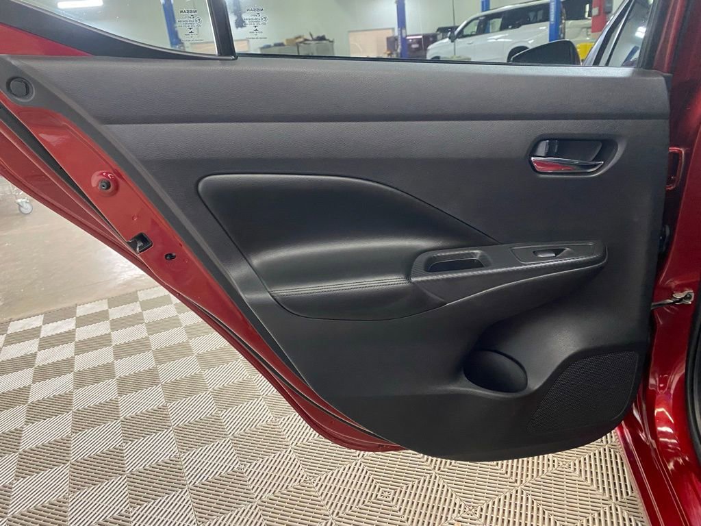 Used 2020 Nissan Versa SV w/ Trunk Package FWD image 22