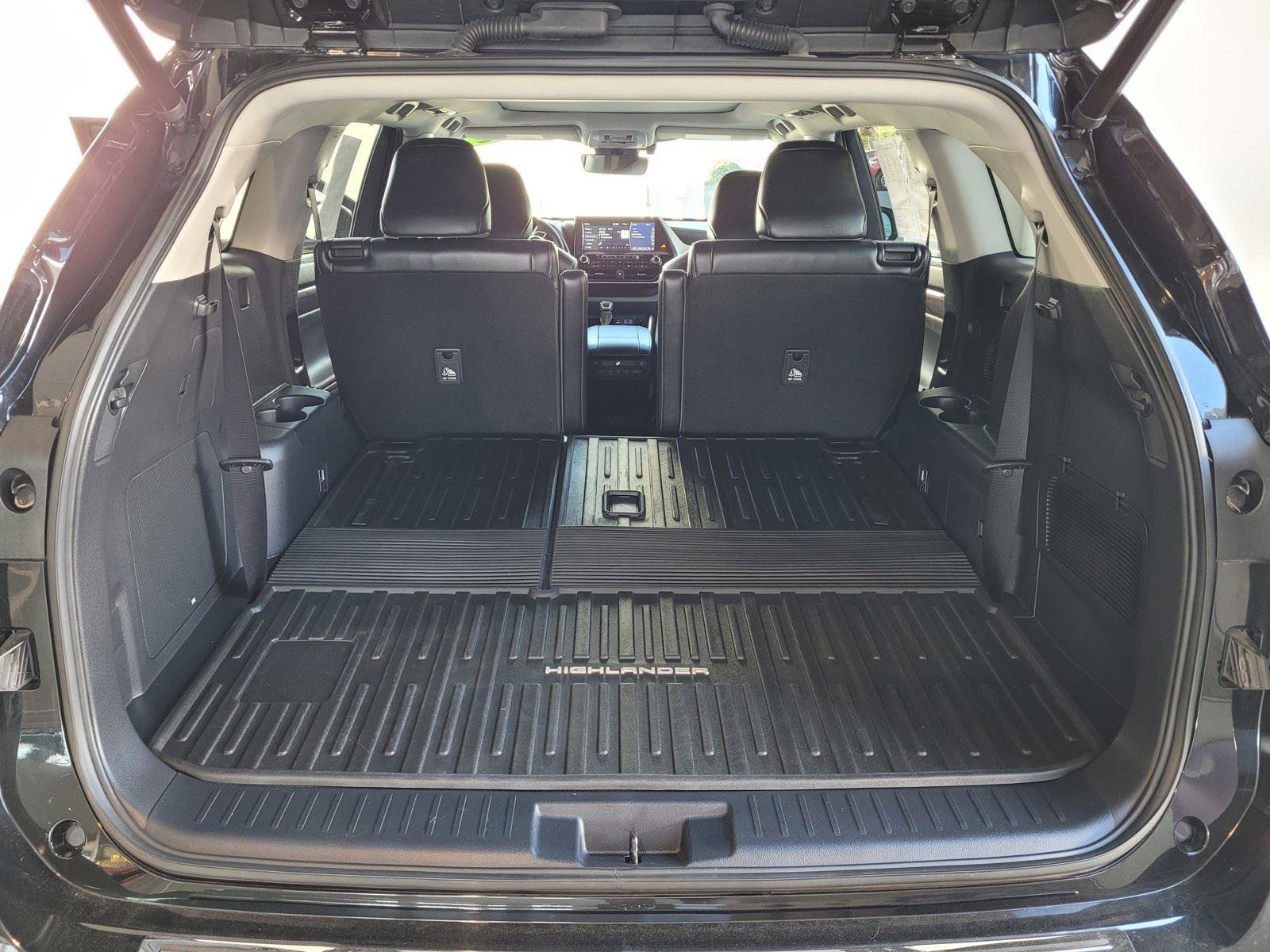 Used 2022 Toyota Highlander Platinum image 35