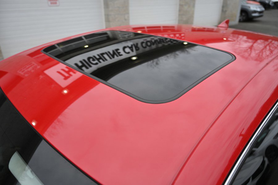 Used 2016 Lexus IS 300 4dr Sdn AWD w/ Navigation System Package image 11