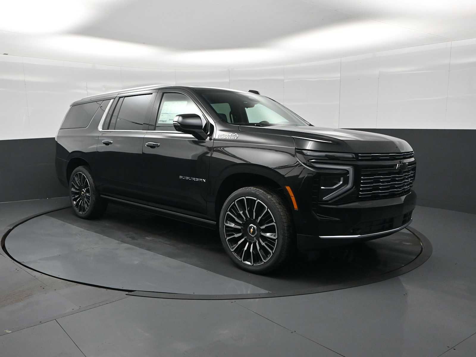 New 2026 Chevrolet Suburban High Country image 2