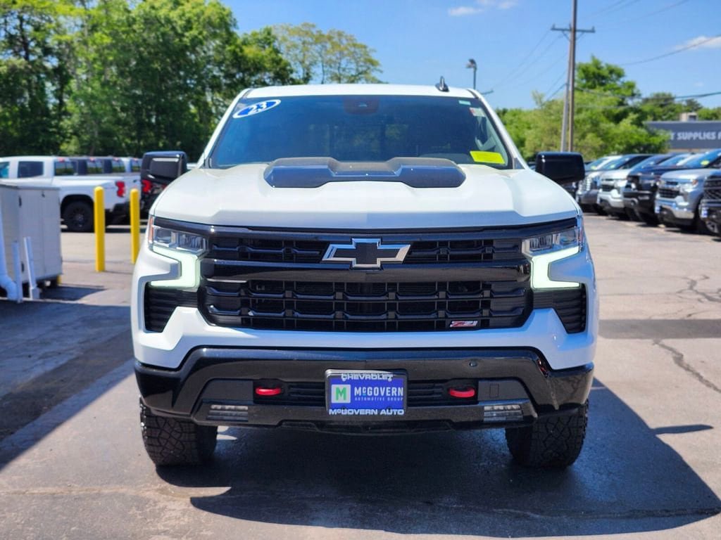 Used 2023 Chevrolet Silverado 1500 LT Trail Boss w/ Convenience Package II AWD/4WD image 8