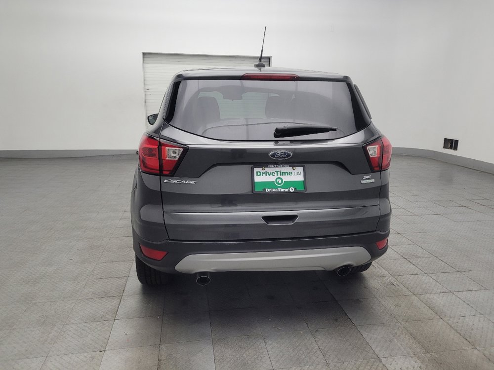 Used 2019 Ford Escape SE FWD image 6