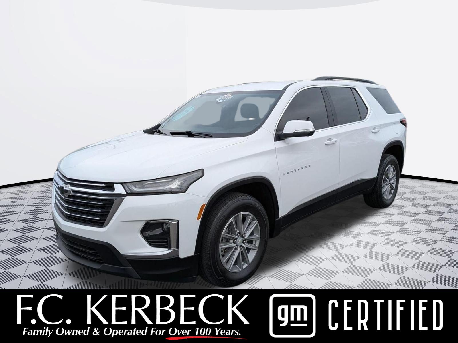 Certified 2023 Chevrolet Traverse LT w/ Rear Camera Mirror Package