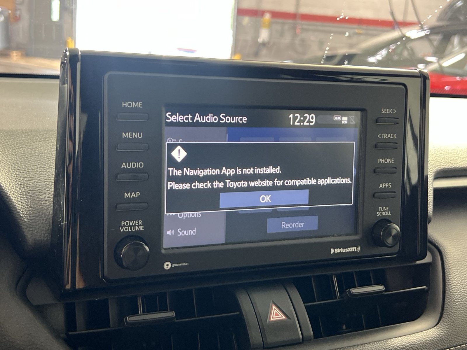 Used 2021 Toyota RAV4 LE AWD/4WD image 19