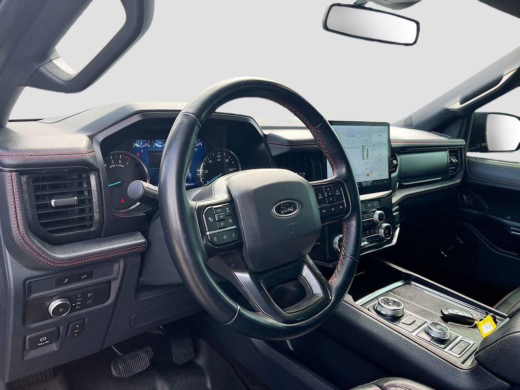 Used 2022 Ford Expedition Limited AWD/4WD image 9