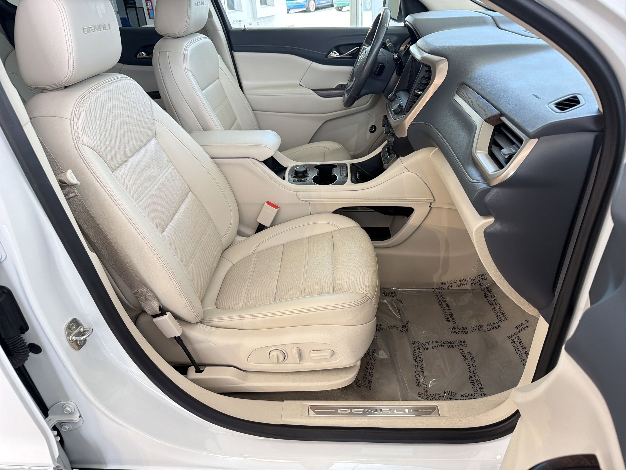 Used 2022 GMC Acadia Denali w/ Denali Ultimate Package image 31