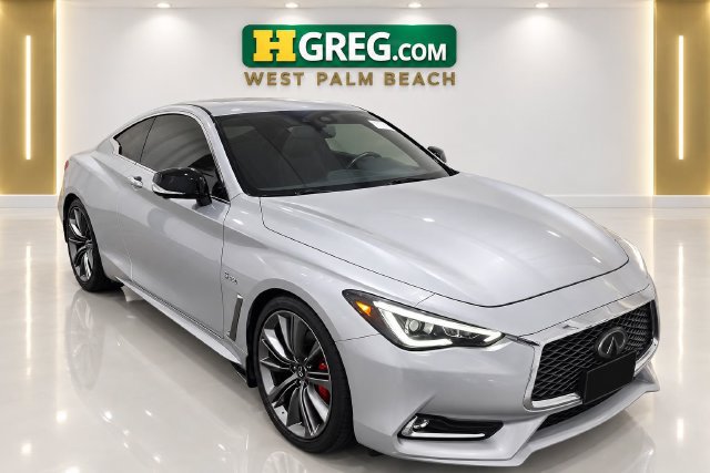 Used 2019 INFINITI Q60 Red Sport 400 AWD/4WD image 4