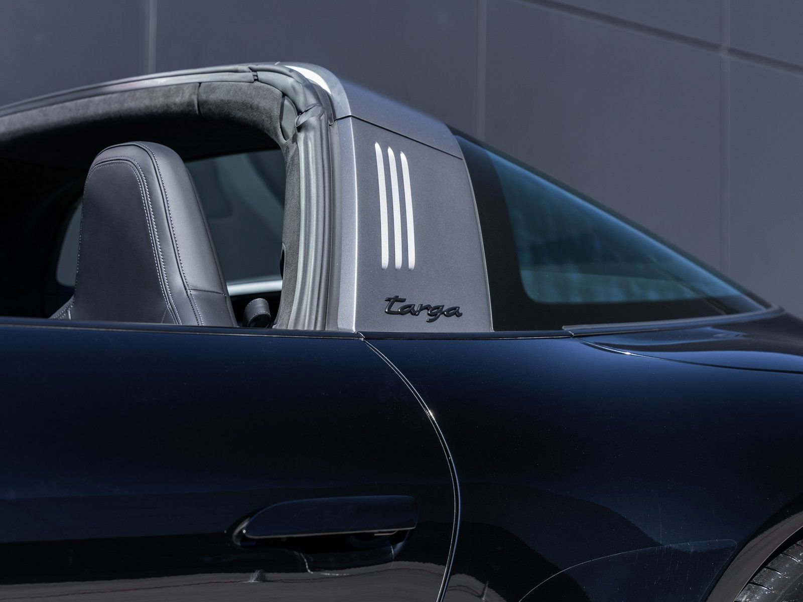 Certified 2024 Porsche 911 Targa Edition 50 Years Porsche image 19