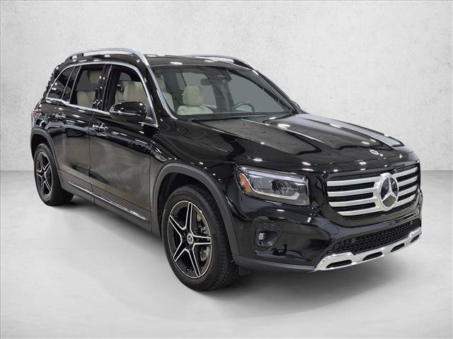 Used 2026 Mercedes-Benz GLB 250 image 3