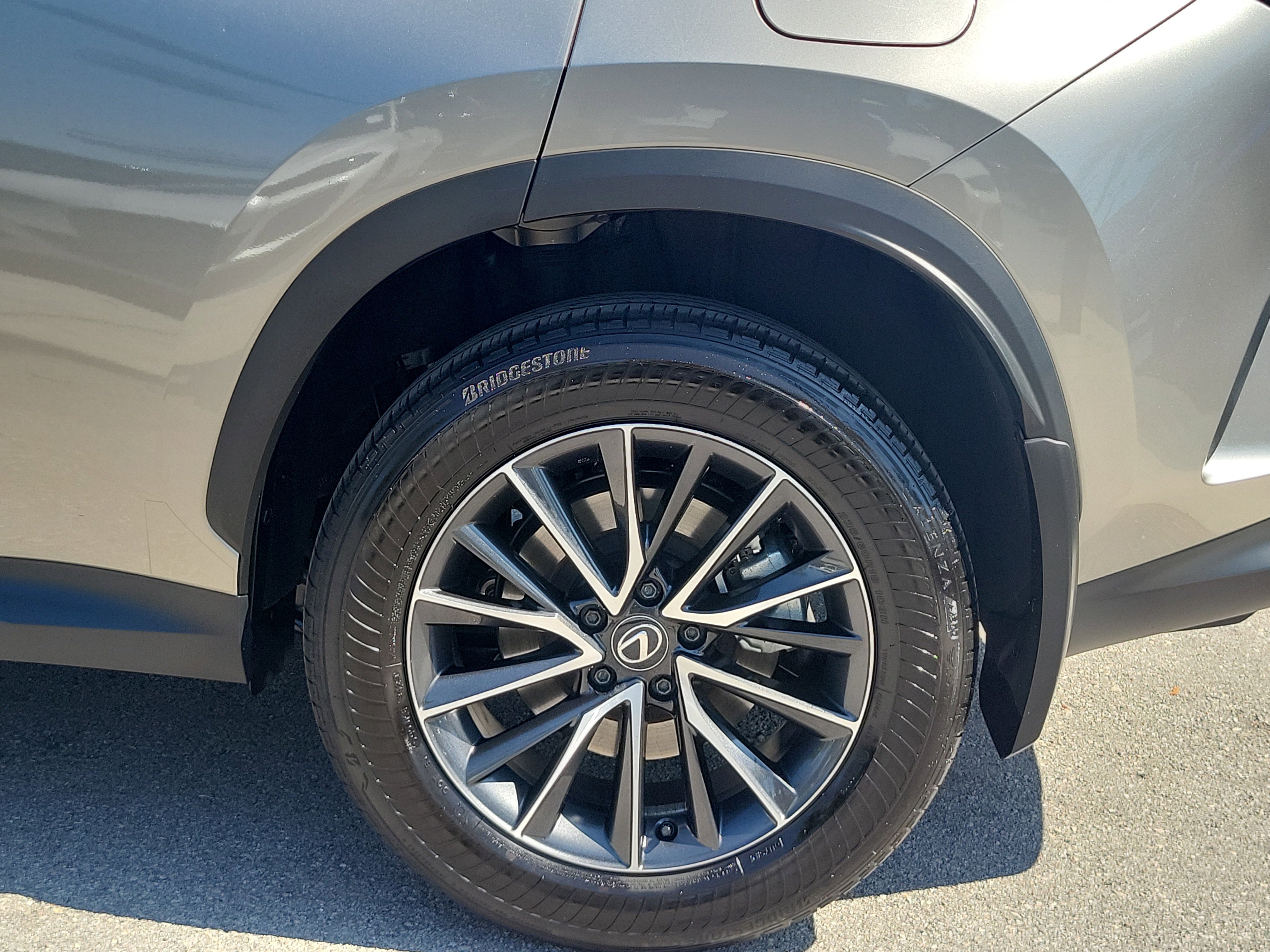 Used 2024 Lexus NX 350 AWD image 8