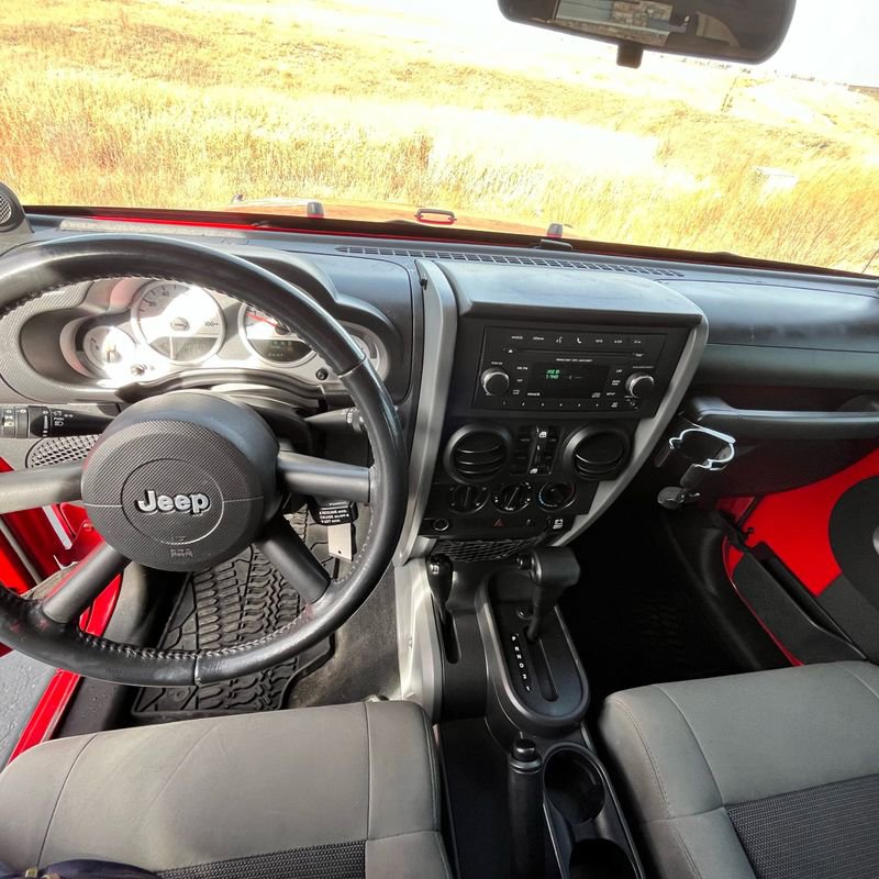 Used 2010 Jeep Wrangler Unlimited Sport w/ PWR Convenience Group image 11