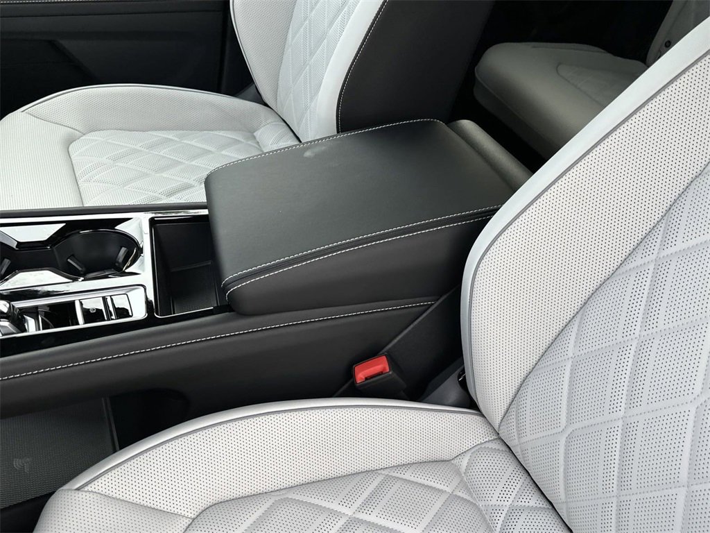 New 2025 Volkswagen Atlas Cross Sport SEL Premium R-Line image 28