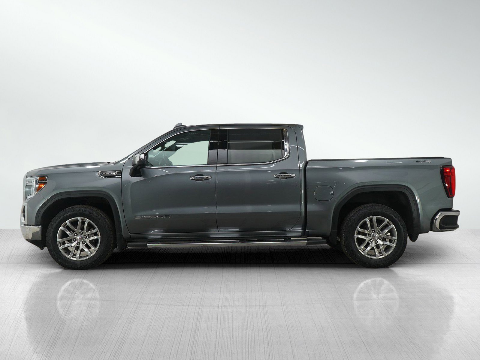 Used 2021 GMC Sierra 1500 SLT w/ SLT Premium Plus Package image 2