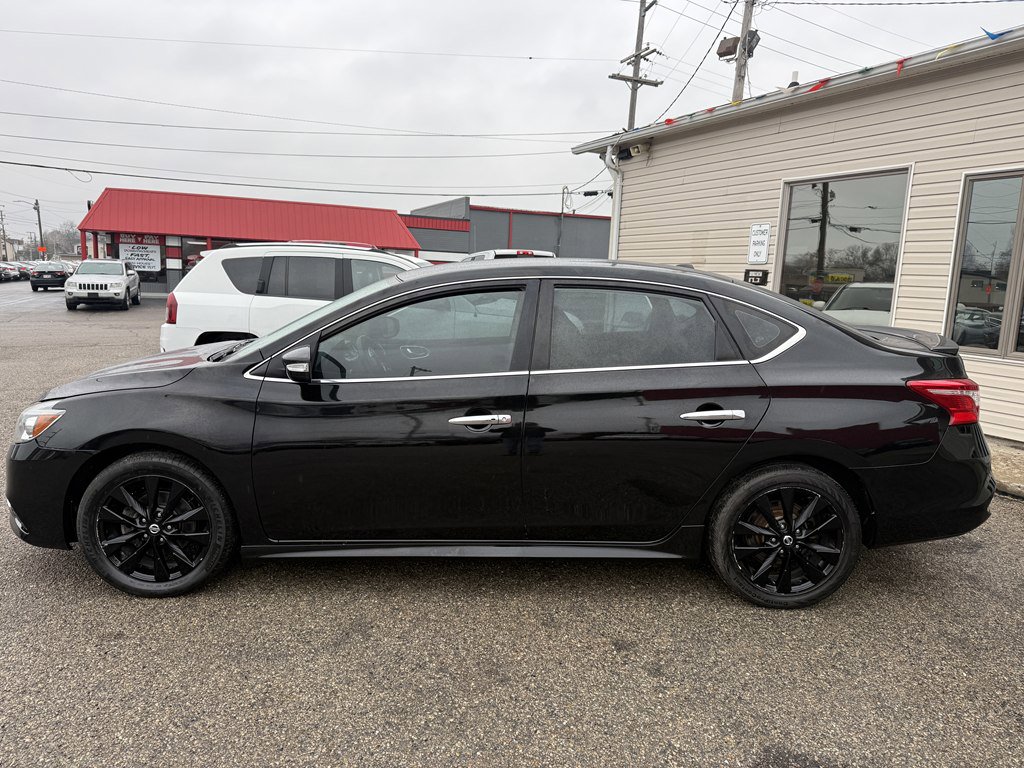 Used 2018 Nissan Sentra SR w/ SR Midnight Edition Package image 3