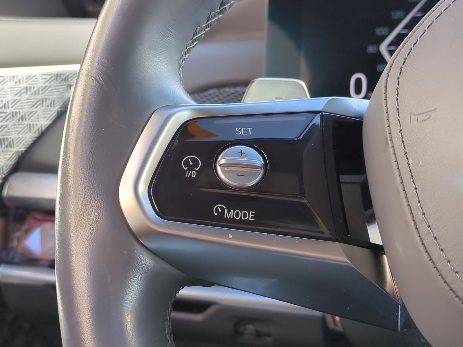 Certified 2023 BMW 740i image 19