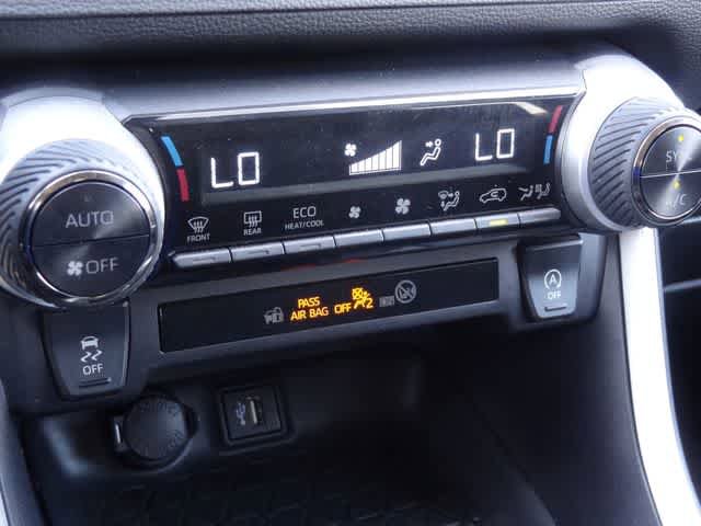 Certified 2024 Toyota RAV4 XLE FWD image 25