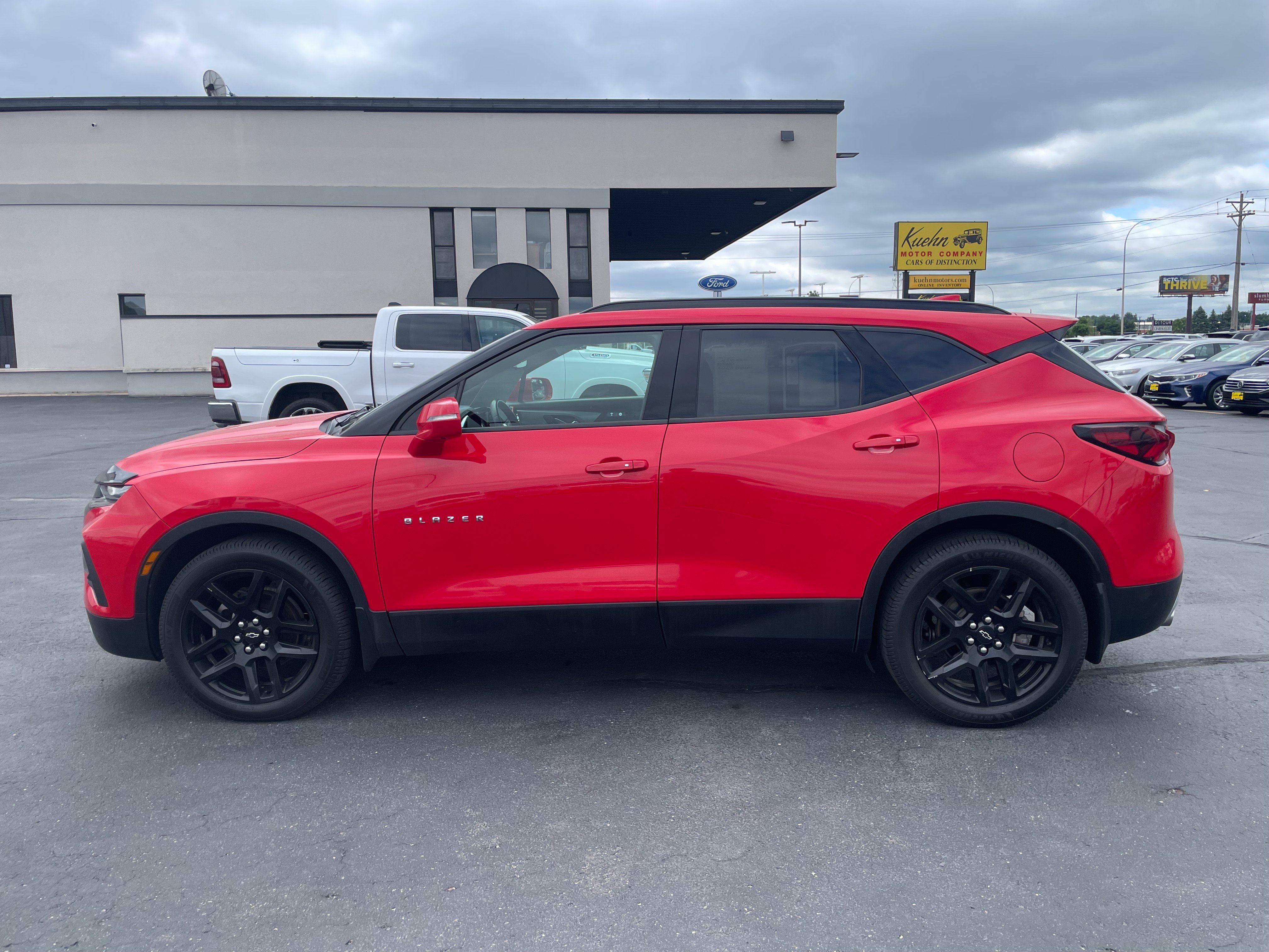 Used 2019 Chevrolet Blazer LT w/ Sun and Wheels Package AWD/4WD image 5