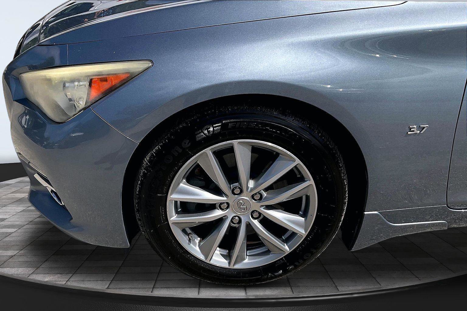 Used 2014 INFINITI Q50 Premium w/ Spare Tire Package image 34