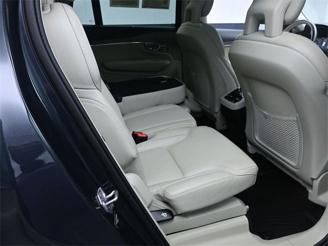 Used 2021 Volvo XC90 T6 Inscription w/ Advanced Package image 28