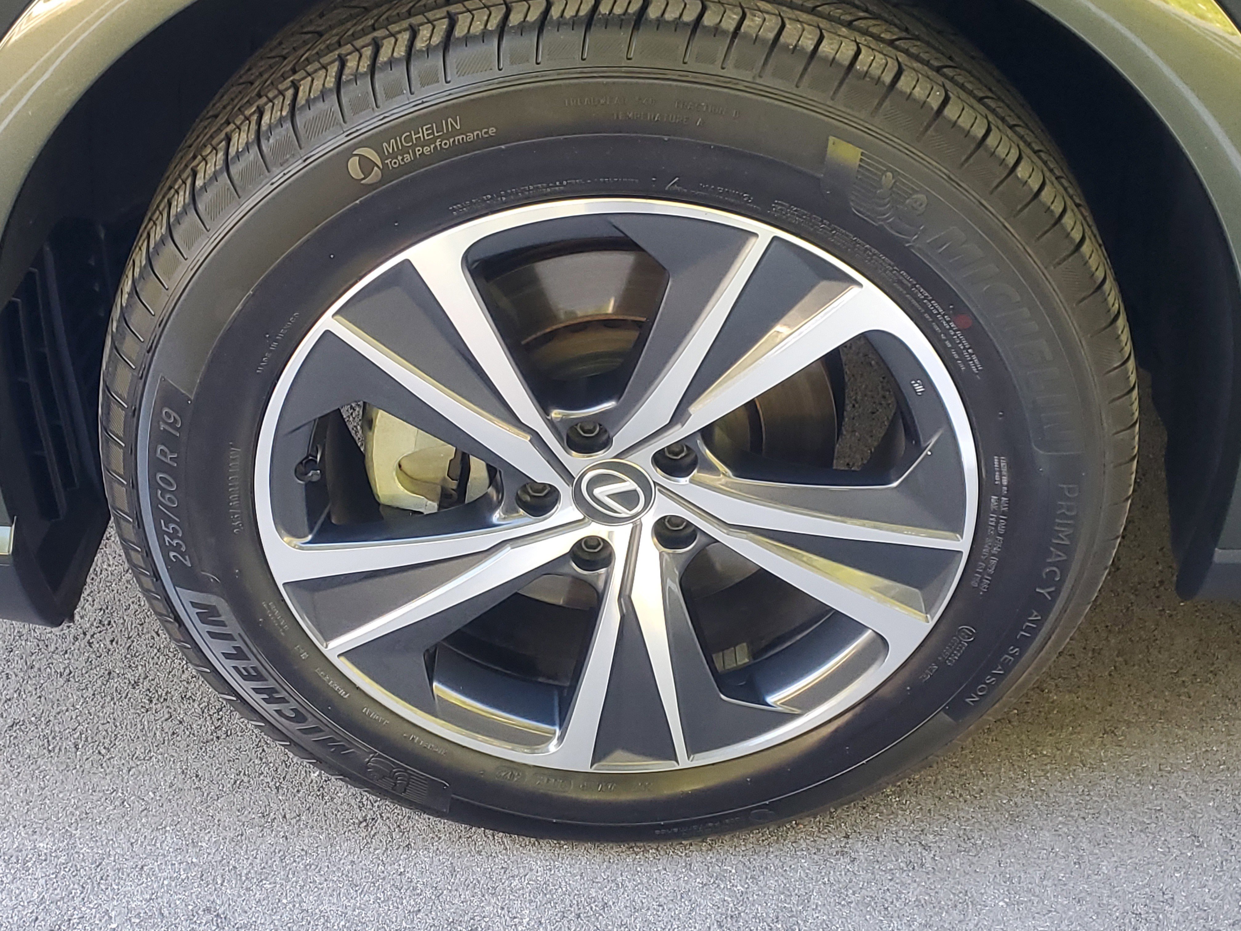 Used 2023 Lexus RX 350 Premium w/ Cold Area Package image 4