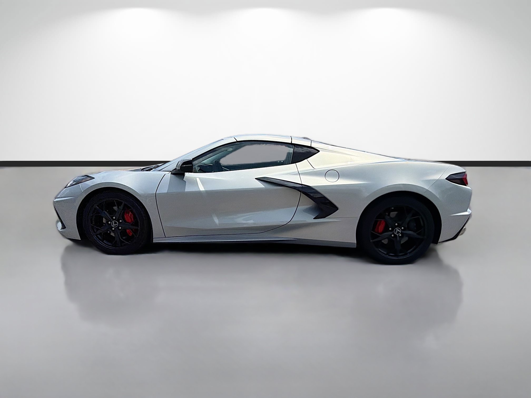 Used 2023 Chevrolet Corvette Stingray Premium Cpe w/ LPO, Roadside Safety Package RWD image 2