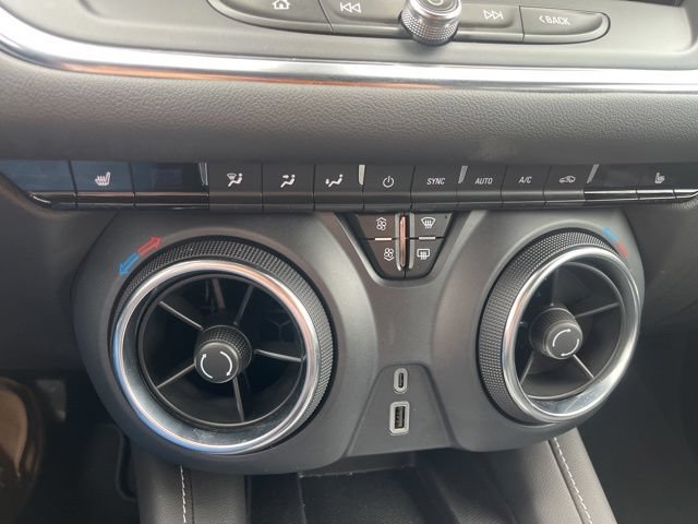 Certified 2023 Chevrolet Blazer LT w/ Convenience Package FWD image 15