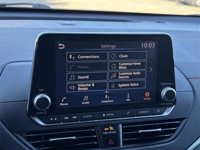 Used 2021 Nissan Altima 2.5 SR w/ SR Premium Package image 14