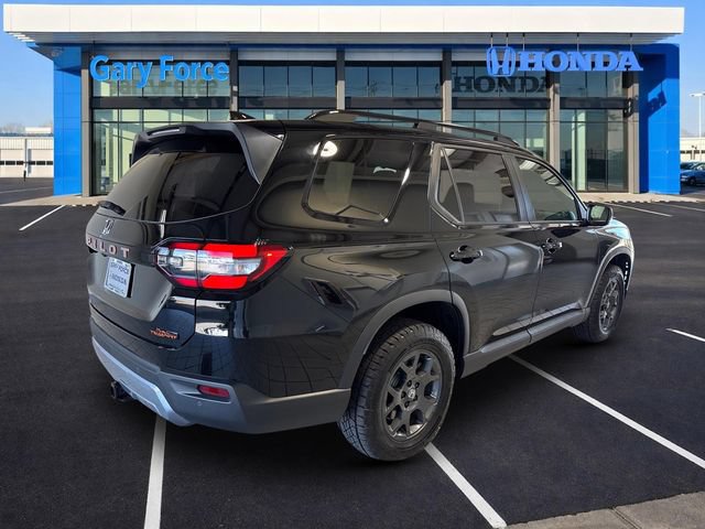 Certified 2026 Honda Pilot TrailSport image 2