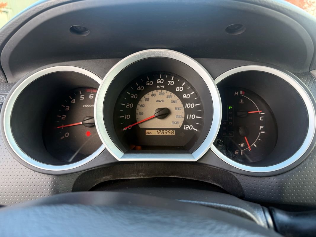 Used 2010 Toyota Tacoma 4x4 Double Cab image 20