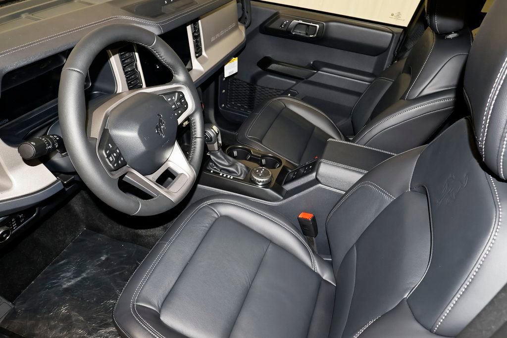 New 2025 Ford Bronco Outer Banks image 27