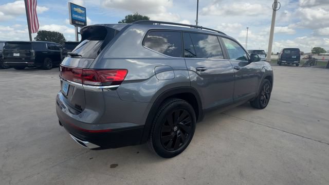 Used 2025 Volkswagen Atlas SE FWD image 8