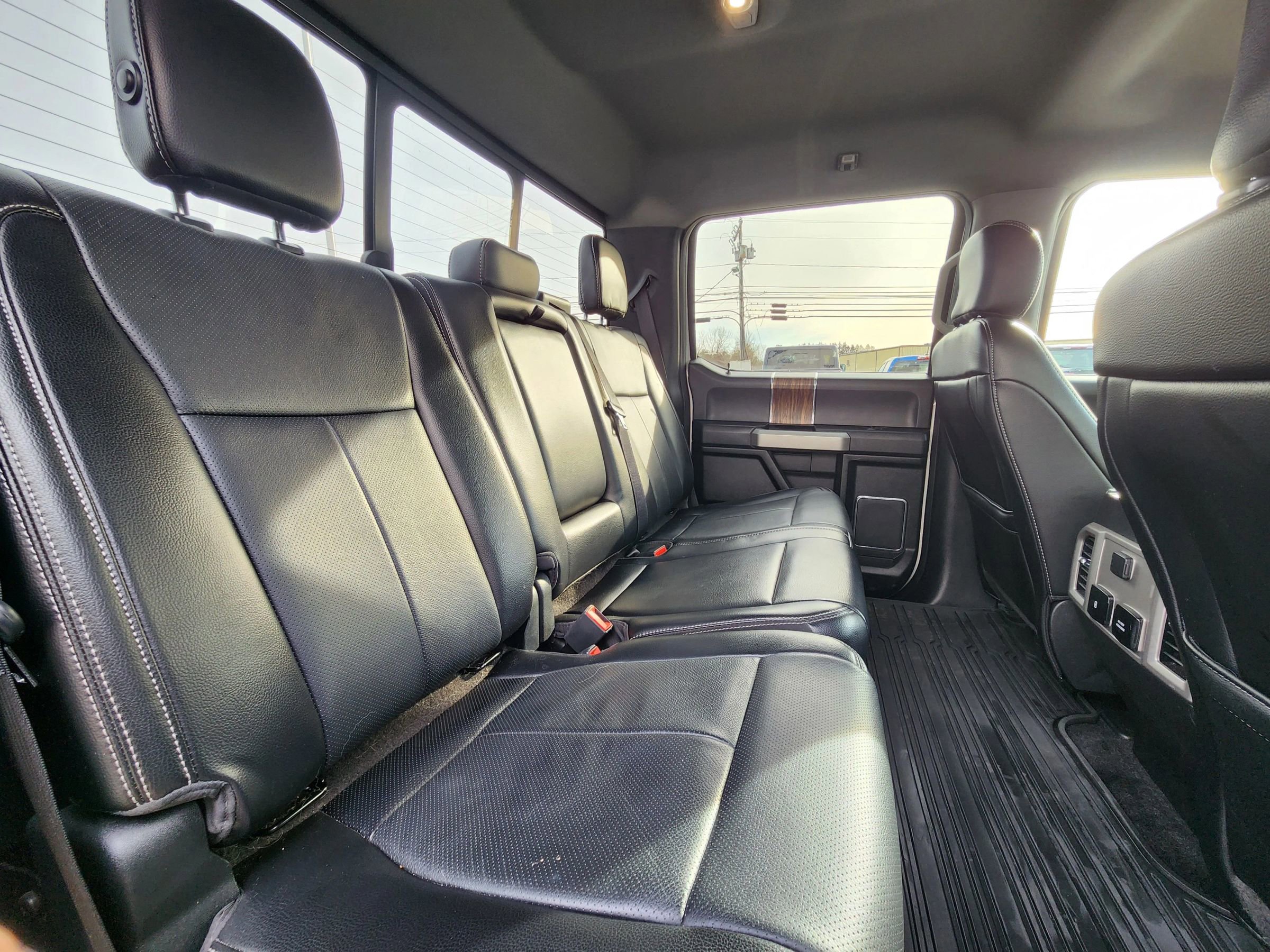 Used 2018 Ford F150 Lariat w/ FX4 Off-Road Package image 49