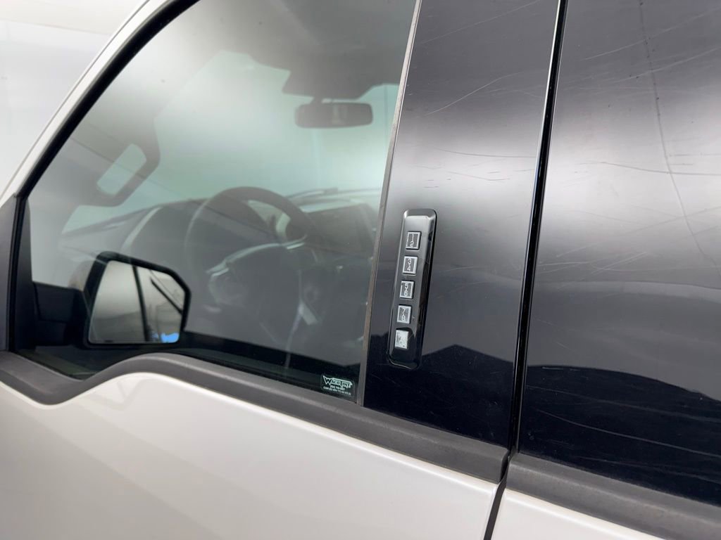 Used 2019 Ford F150 Lariat w/ Equipment Group 502A Luxury image 23