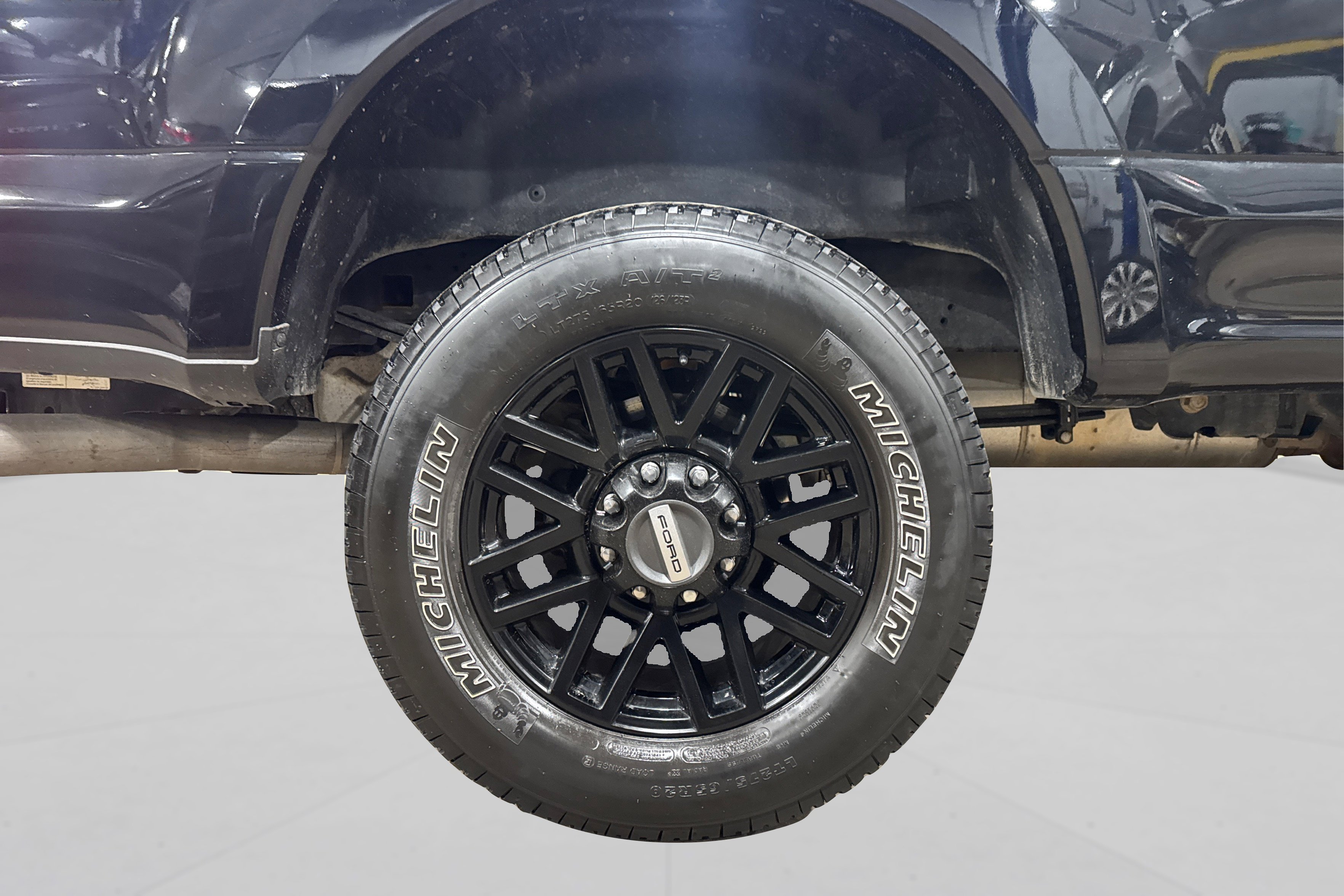 Used 2022 Ford F250 Lariat w/ Black Appearance Package image 57