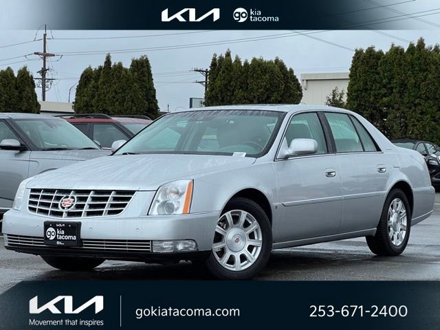 Used 2009 Cadillac DTS w/ Sun And Navigation Package