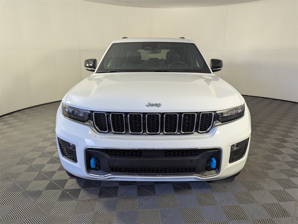 Used 2023 Jeep Grand Cherokee Overland image 3