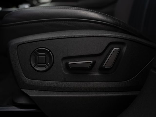 Used 2022 Audi e-tron Premium w/ Convenience Plus Package image 20