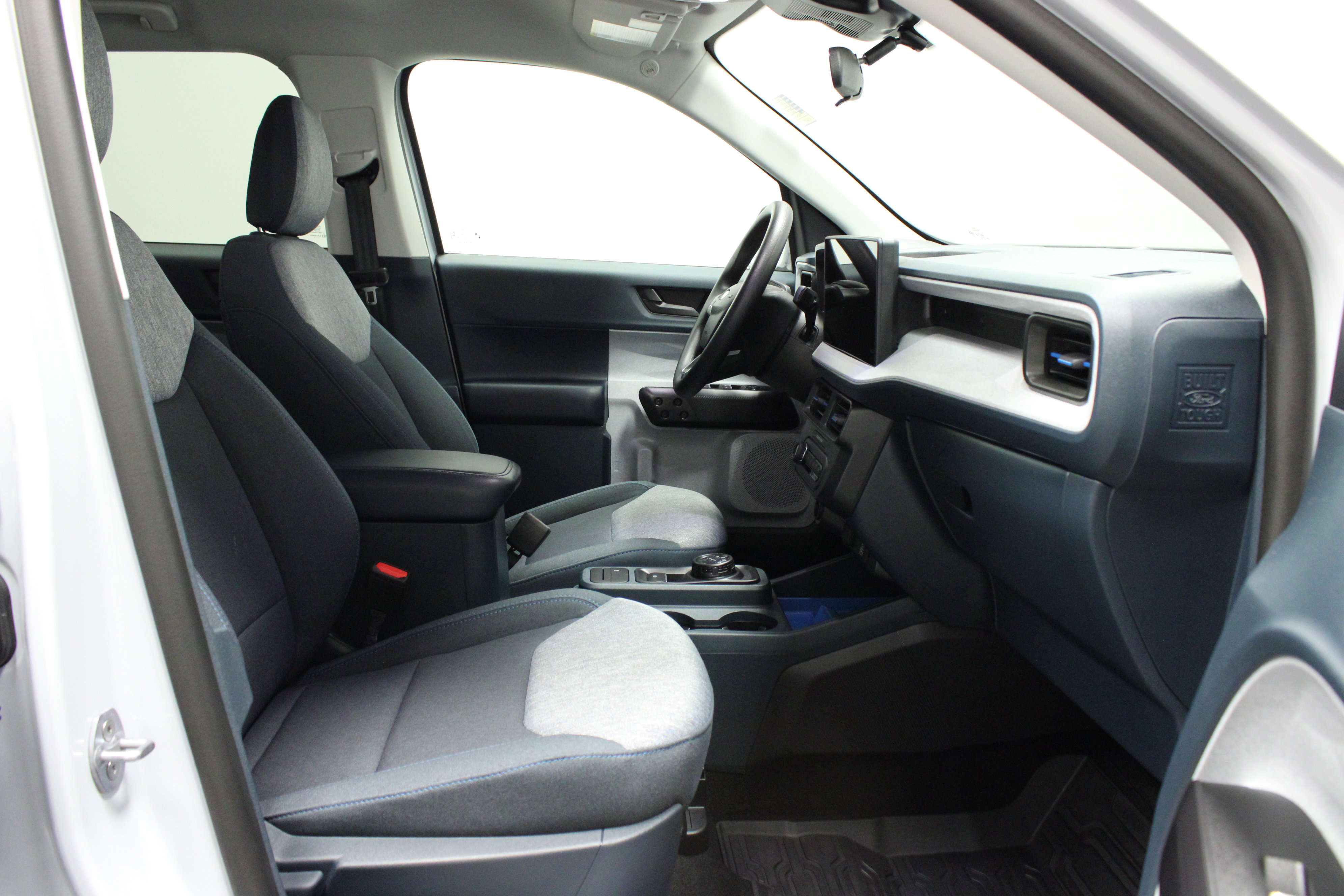 Used 2025 Ford Maverick XLT image 14