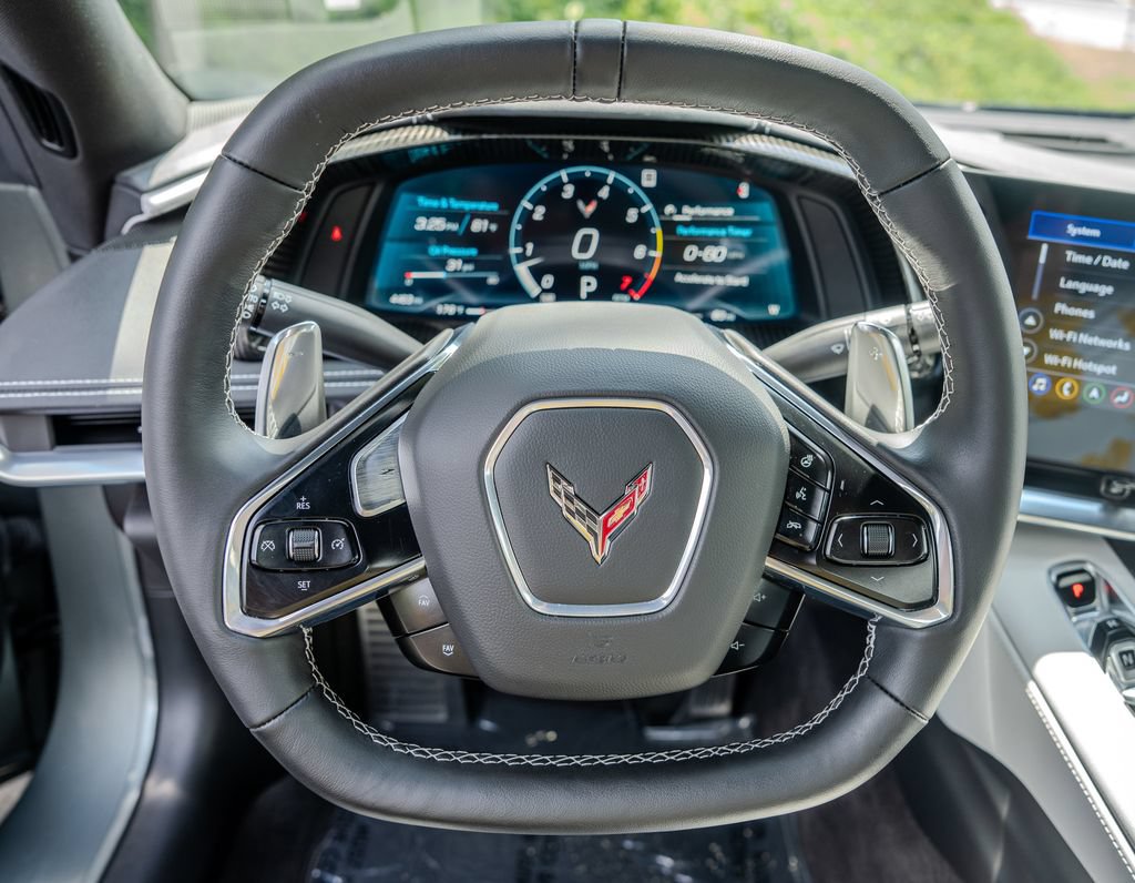 Used 2023 Chevrolet Corvette Stingray Preferred Conv w/ Z51 Performance Package RWD image 5