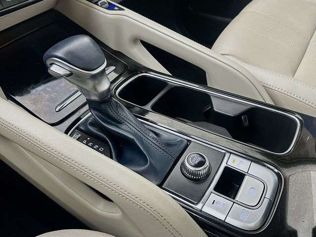 Used 2023 Kia Telluride EX w/ EX Captain's Chair Package FWD image 30