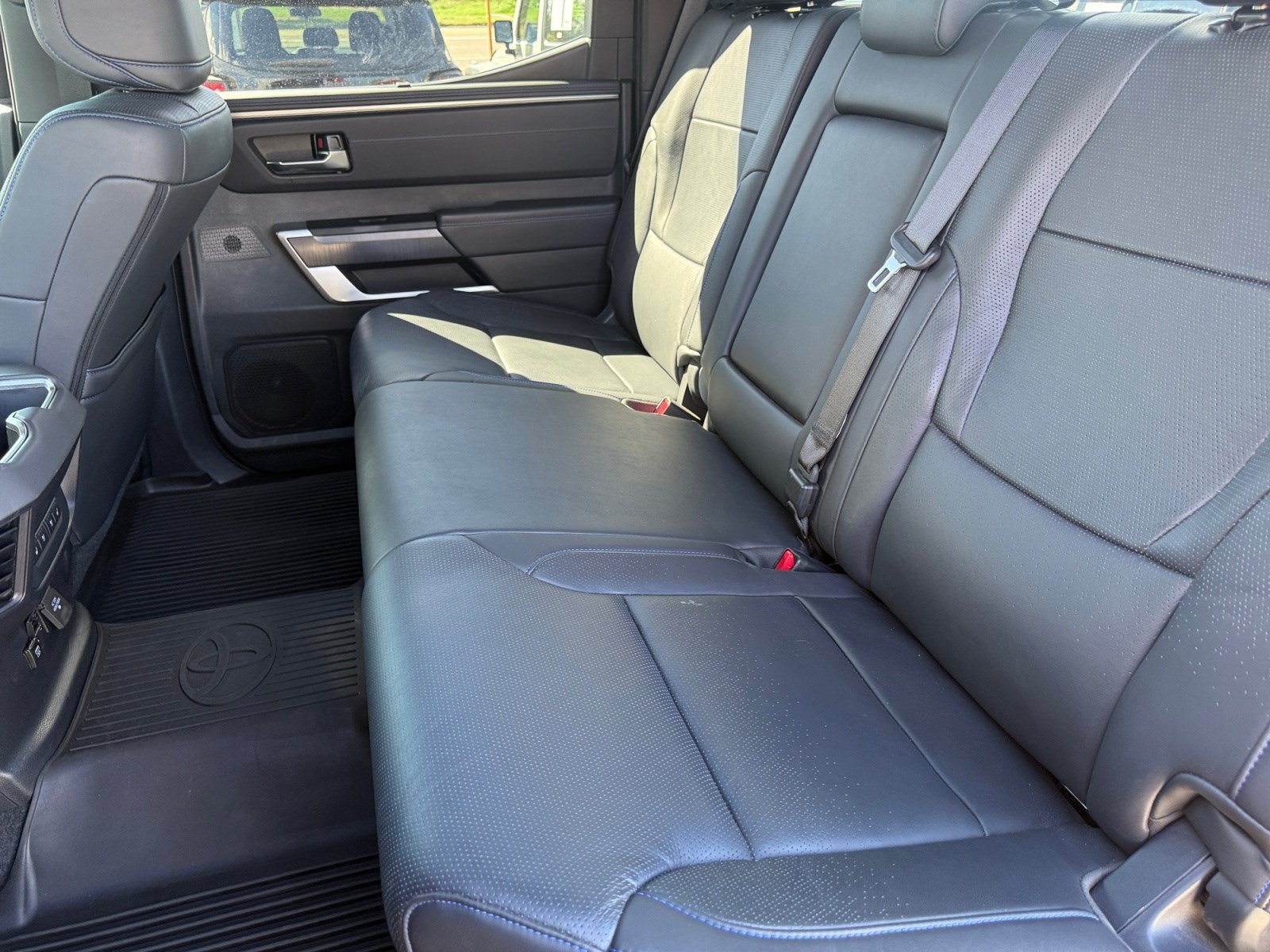 Used 2024 Toyota Tundra Platinum w/ TRD Off-Road Package AWD/4WD image 17