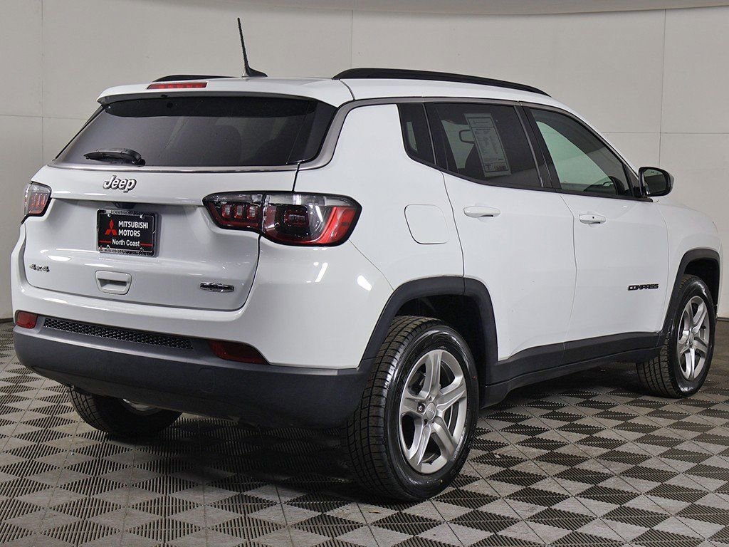 Used 2023 Jeep Compass Latitude image 7