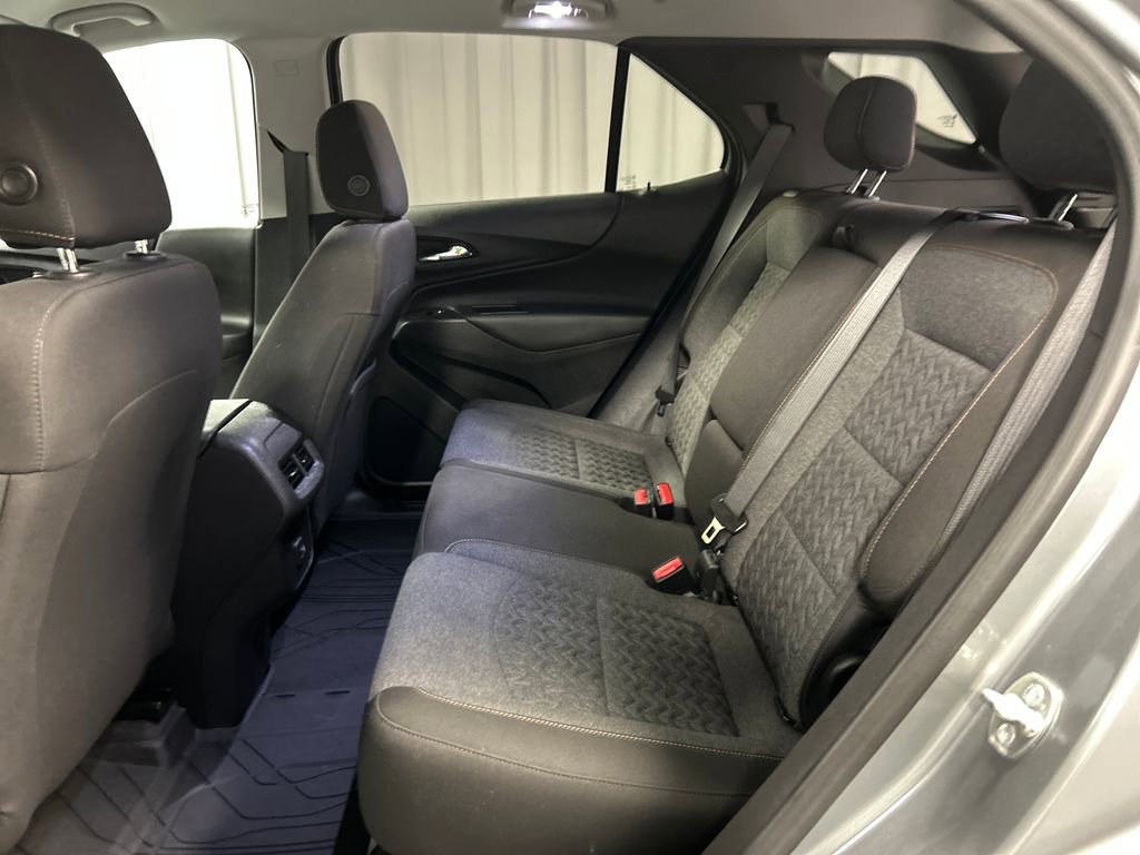 Used 2023 Chevrolet Equinox LT image 23
