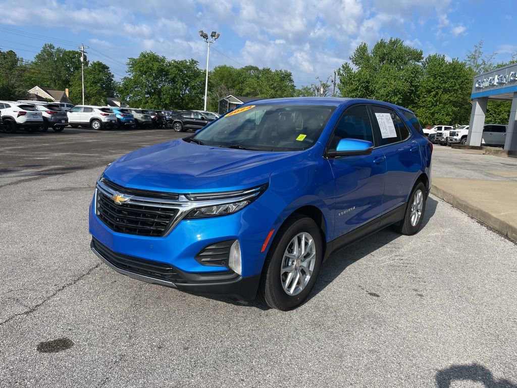 Used 2024 Chevrolet Equinox LT image 3