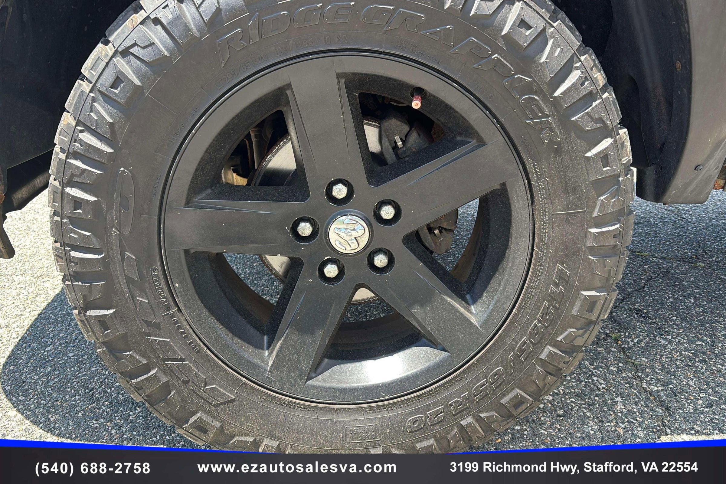 Used 2010 Dodge Ram 1500 Truck SLT w/ Luxury Group image 10