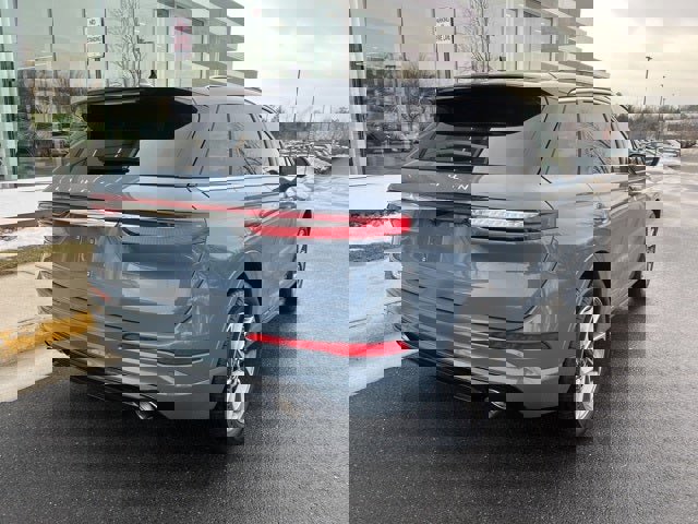 Used 2025 Lincoln Corsair Grand Touring w/ Equipment Group 301A image 8