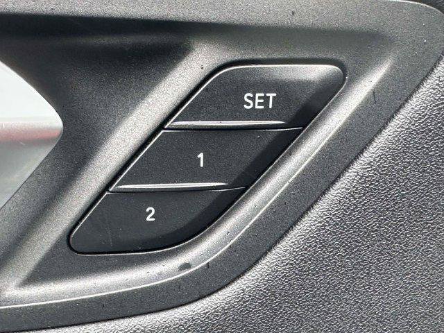 Used 2025 BMW 228i xDrive AWD/4WD image 18